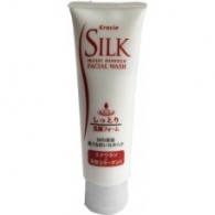 Kanebo Silk Moist Facial Wash Flower пенка для умывания для всех типов кожи