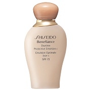 Shiseido Benefiance Daytime Protective Emulsion SPF 15 Эмульсия для лица дневная защитная антивозрастного действия для нормальной, комбинированной кожи